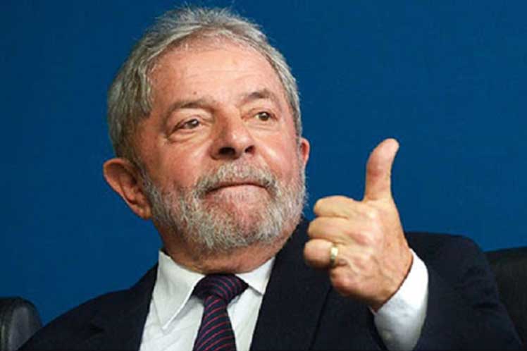 lula-seeks-to-recover-brazils-international-credibility