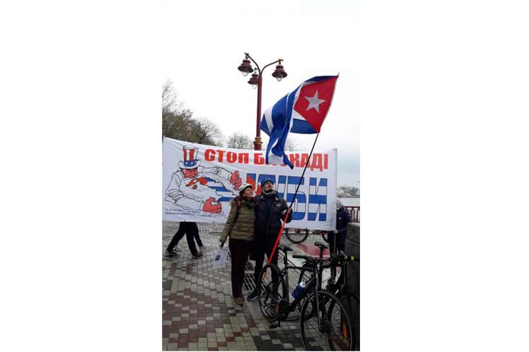 Cuba solidarity groups carry out actions in Ukraine and Moldova