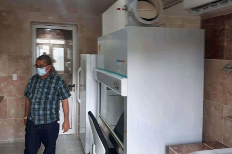 New lab in Cuba certified to make Covid-19 PCR tests