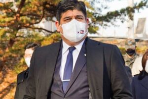 Carlos-Alvarado-Corea-Sur