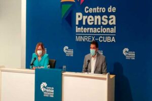 Ministro cubano de transporte en conferencia de prensa