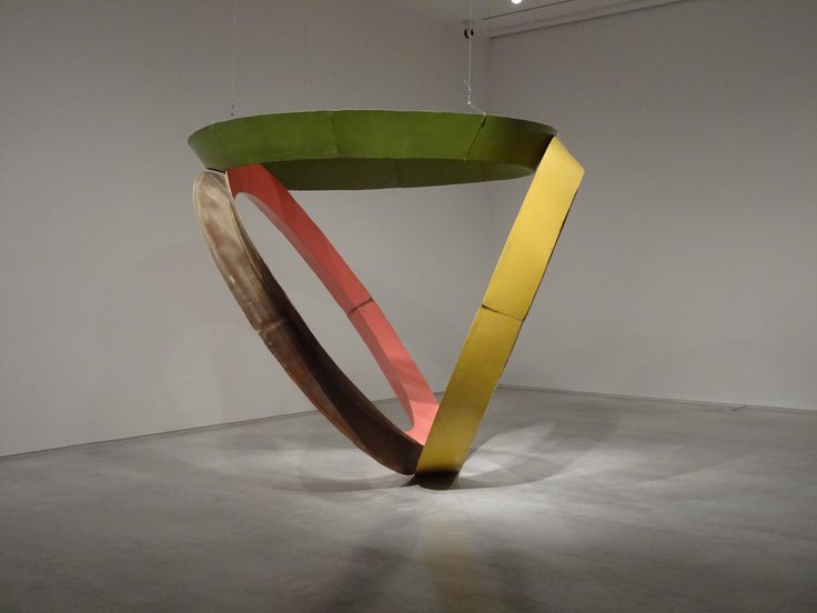 Expo Communicating vessels