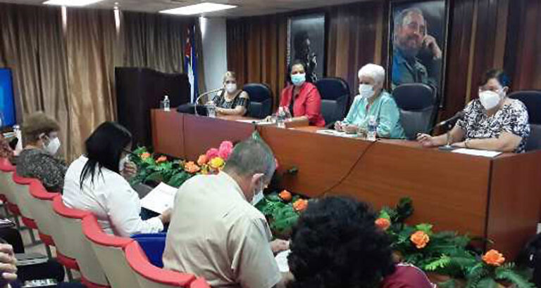 Parlamentarios cubanos