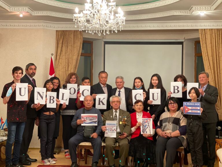 Kazajstán, Cuba, solidaridad