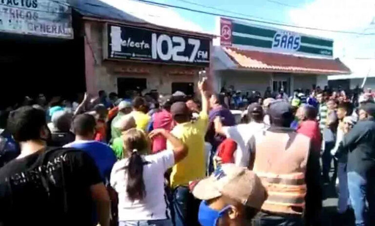 Venezuela-radio-stations-attack