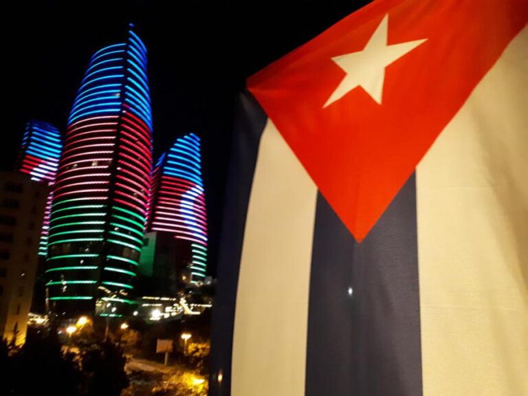 Cuba, Azeribayán, solidaridad