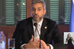 president-of-paraguay-begins-official-visit-to-chile