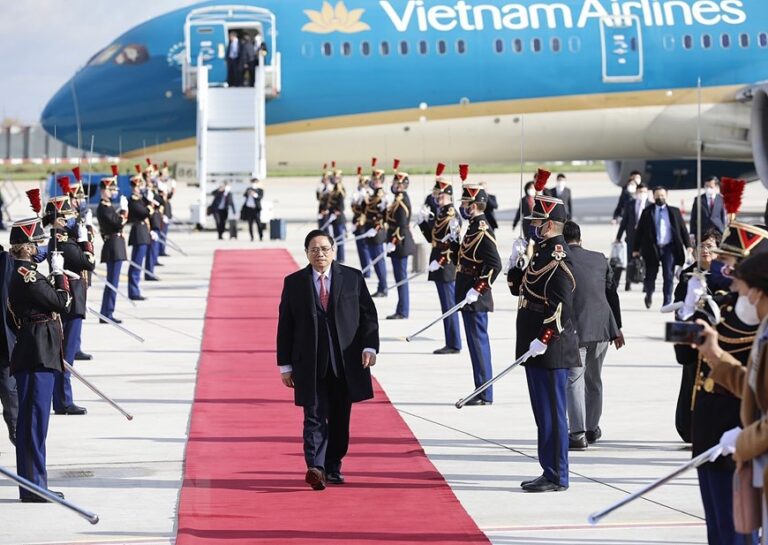 Vietnam, primer, ministro, Francia, visita