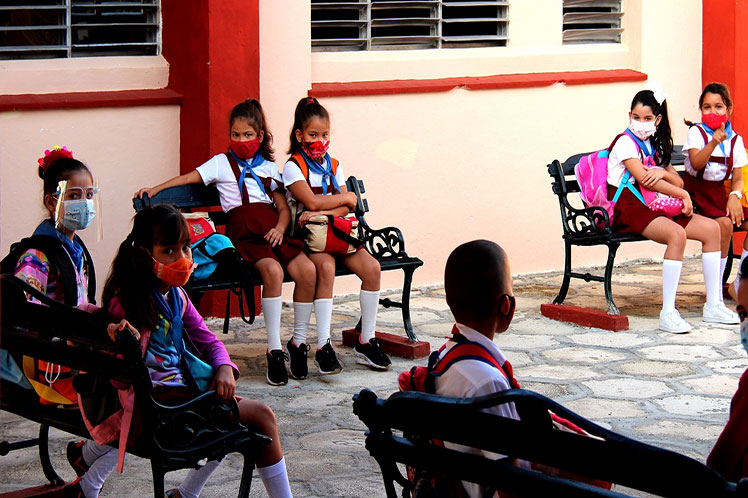 Cuba, curso, escolar, reinicio