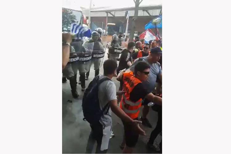 Uruguayan transport union condemns police repression