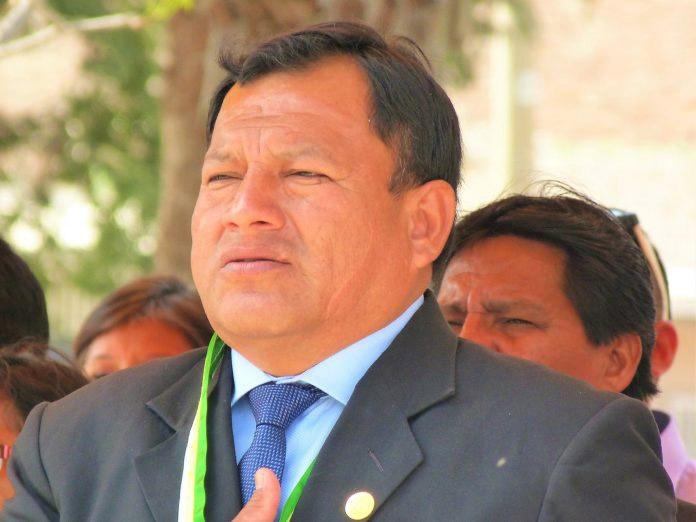 Perú, WAlter Ayala, cuestionamiento, legalidad, acciones, presidente