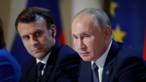 putin-and-macron-discusse-russias-security-proposals