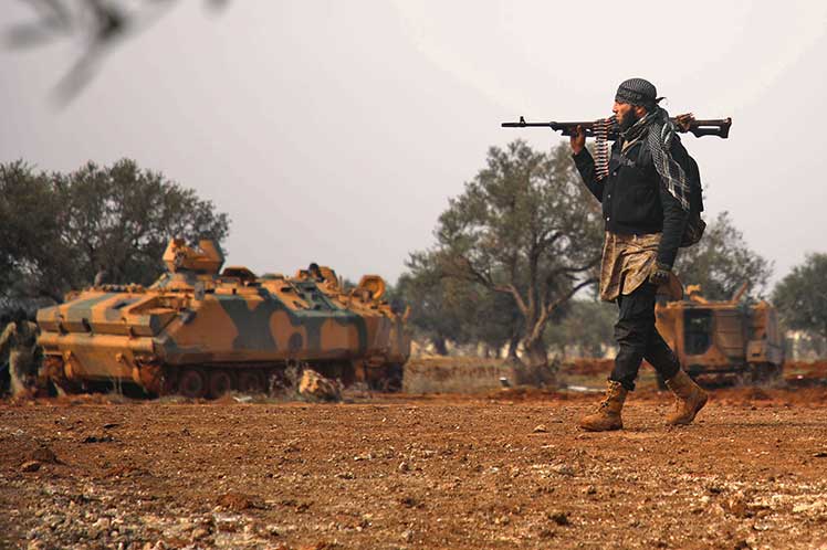 turkish-officers-train-hundreds-of-extremists-in-syria