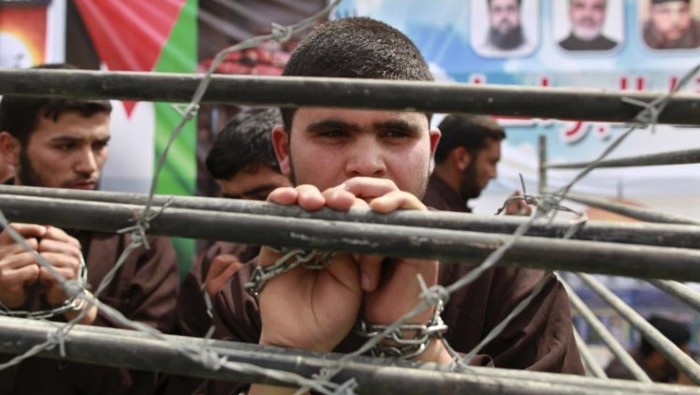 Palestinians step up protest in Israeli prisons