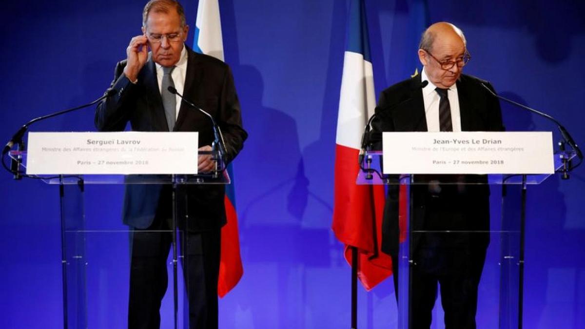 france-and-russia-discuss-summit-on-deescalation-of-ukrainian-crisis