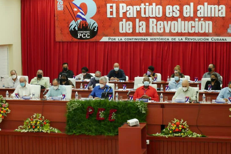 cuban-president-calls-for-creative-resistance-in-favor-of-revolution