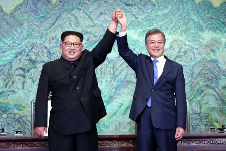 moon-kim-advocate-for-improving-bilateral-relations