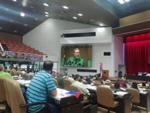 Communist Party analyzes the Cuban capital's economy