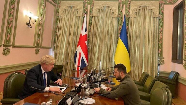 British PM meets Zelensky in Kiev