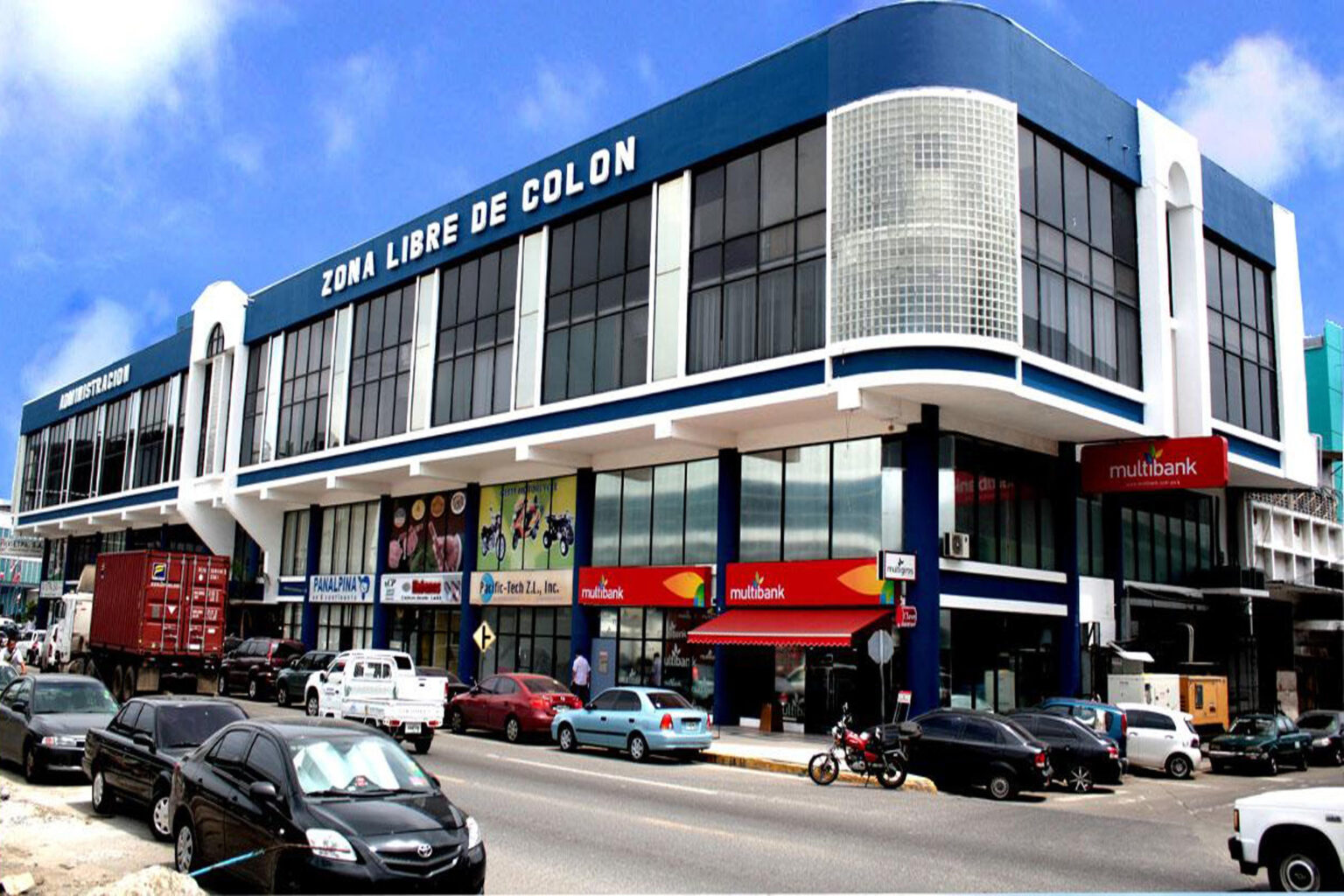Commercial movement in Panama's free trade zone improves