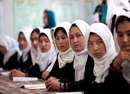 Afganistán, educación, niñas, prohibición