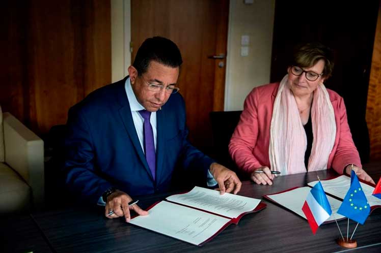 Cuban and French customs sign cooperation agreement (+Photo) - Vimarsana News