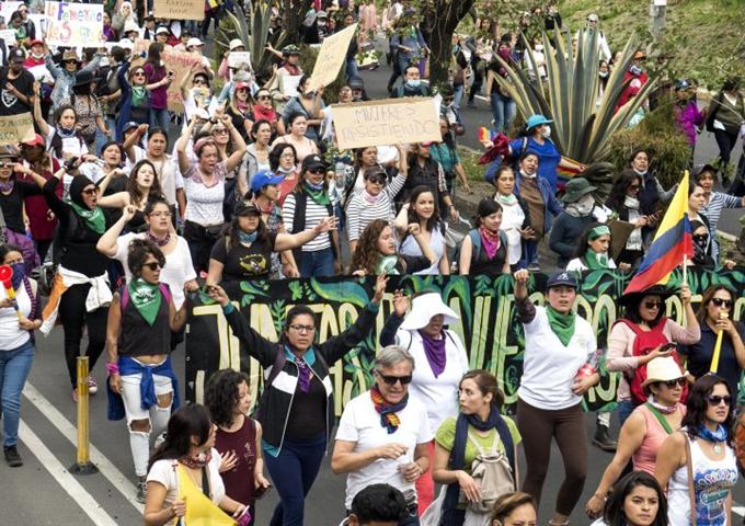 Ecuador, educadores, protesta