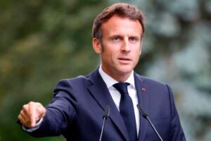 Francia-Emmanuel-Macron-conversación