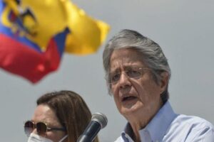 Ecuador, debate, destituci{on, Lasso
