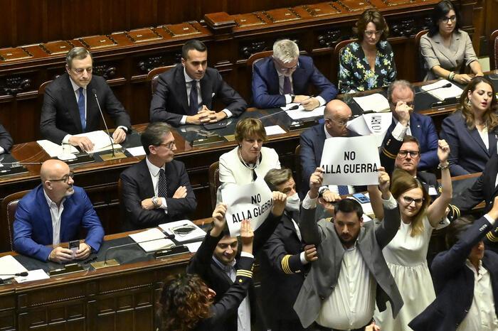 Italian Prime Minister discusses Ukraine policy in Parliament - Vimarsana News