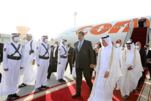 NIcolás Maduro llega a Qatar