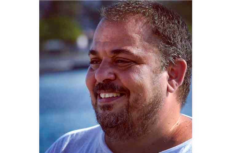 Cuba ratifies filmmaker Lester Hamlet's right to return home - Vimarsana News