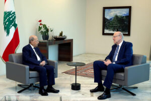 Michel-Aoun-y-Najib-Miqati-Gobierno-1-300x200