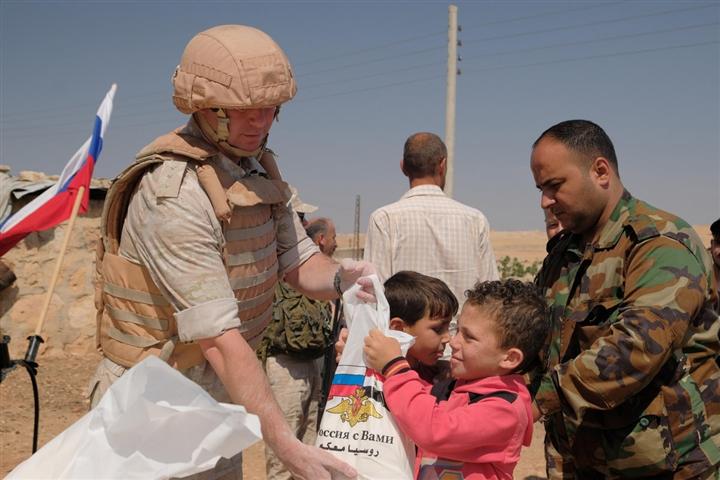 Syrian displaced people receive humanitarian aid from Russia - Vimarsana News