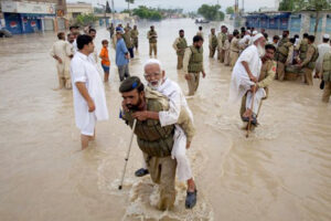 Pakistan-Inundaciones-1-300x200