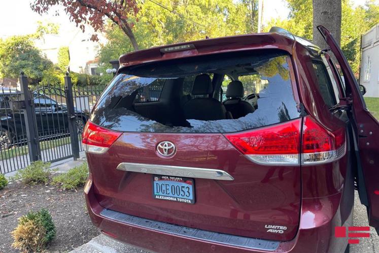 Azerbaiyán denuncia ataque contra auto