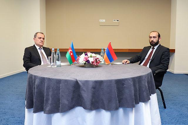 armenia-azerbaijan-agree-to-speed-up-negotiations-to-reach-peace