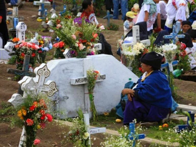 Ecuador-Dia-de-difuntos-768x576