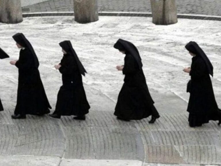 monjas-maltrato-768x576