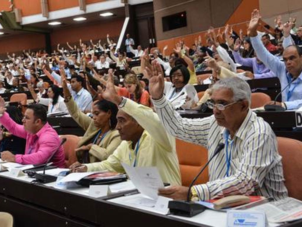 Votacion parlamento cuba