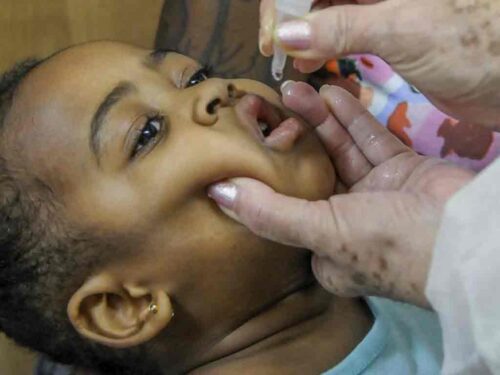 cuba-vacuna-polio-ninos-1-500x375