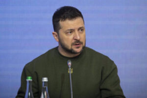 diputado-Yaroslav-Zhelesniak-500x333