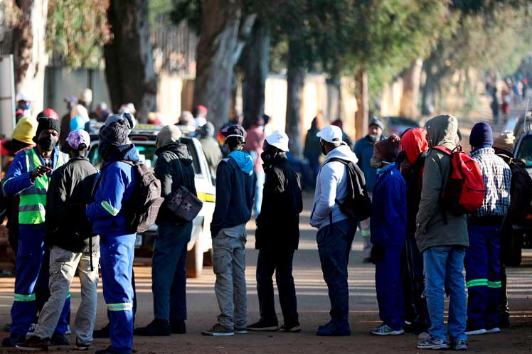 lessudafrica-2482021