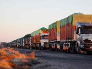 transporte-por-camiones-500x375