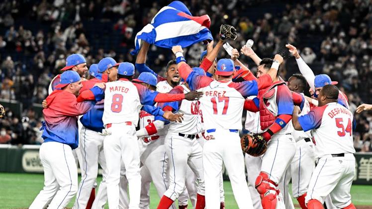 Beautiful unity example of Cuban baseball team, says Bridges of