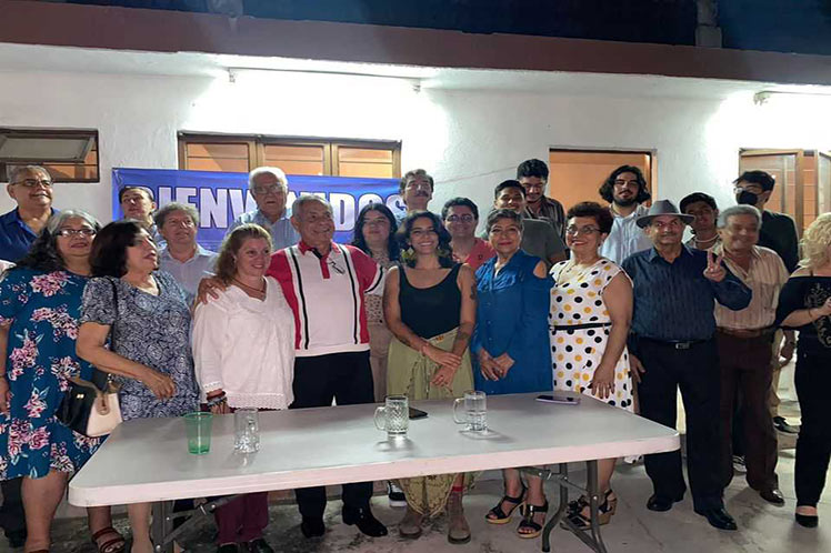 reunion-solidaridad-con-Cuba-Mexico