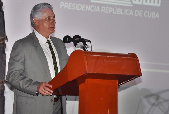 cuban-president-defends-science-and-innovation-system