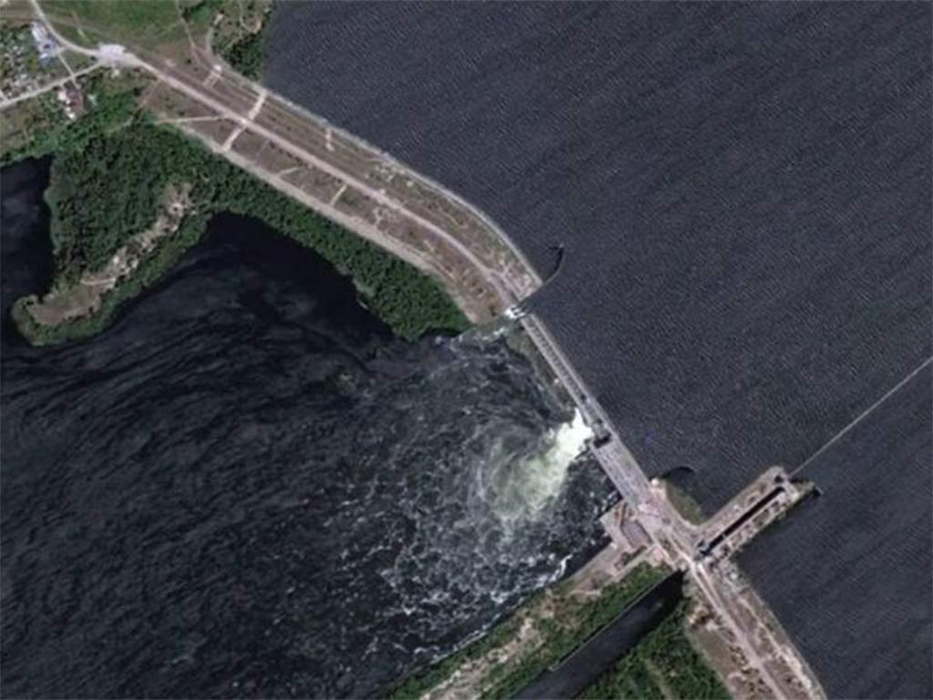 Presa-Central-Hidroelectrica-Kajovka