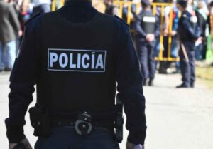 policia-Uruguay-suicidios