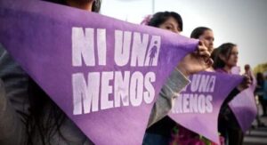 Ecuador-contra-femicidio-500x271